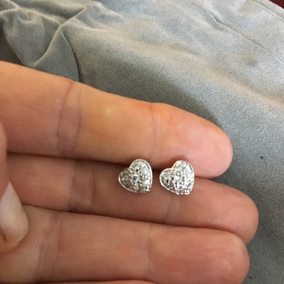 Sterling Silver Heart Pave CZ Post Earrings NEW - Picture 5 of 7